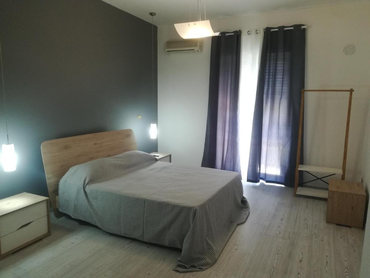 Home Mazzei Piazza Bilotti Cosenza Buitenkant foto
