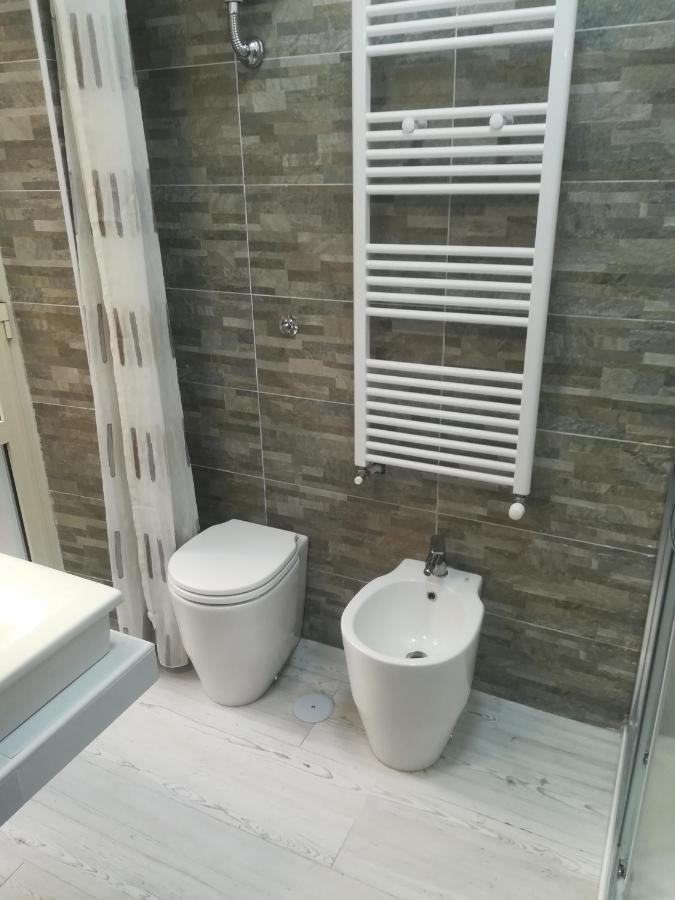Home Mazzei Piazza Bilotti Cosenza Kamer foto