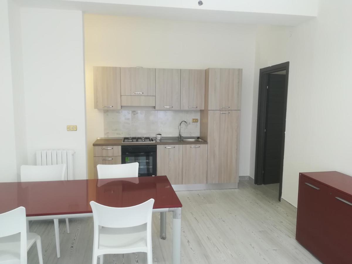 Home Mazzei Piazza Bilotti Cosenza Kamer foto