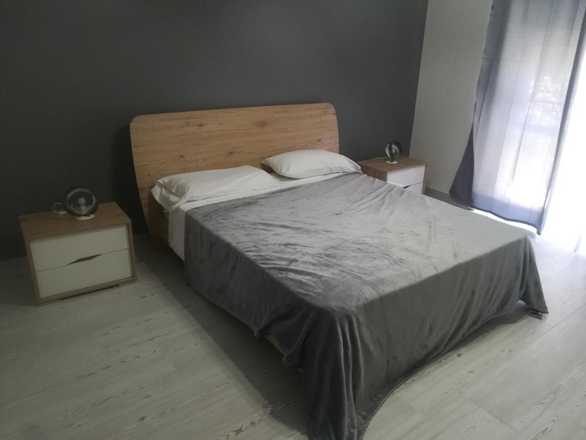 Home Mazzei Piazza Bilotti Cosenza Kamer foto