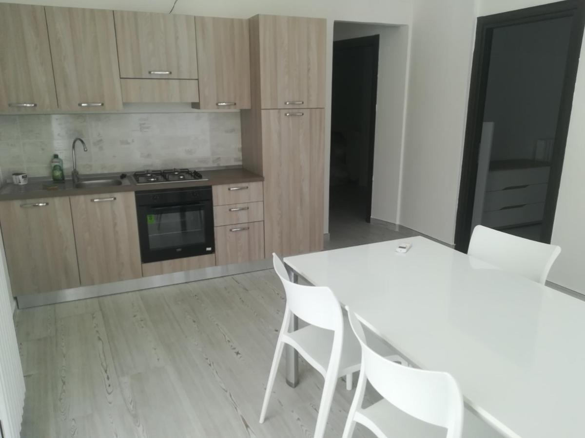 Home Mazzei Piazza Bilotti Cosenza Kamer foto