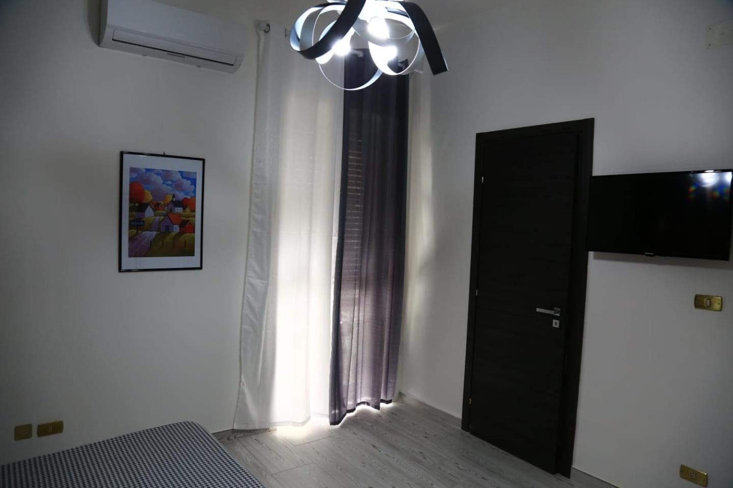 Home Mazzei Piazza Bilotti Cosenza Kamer foto