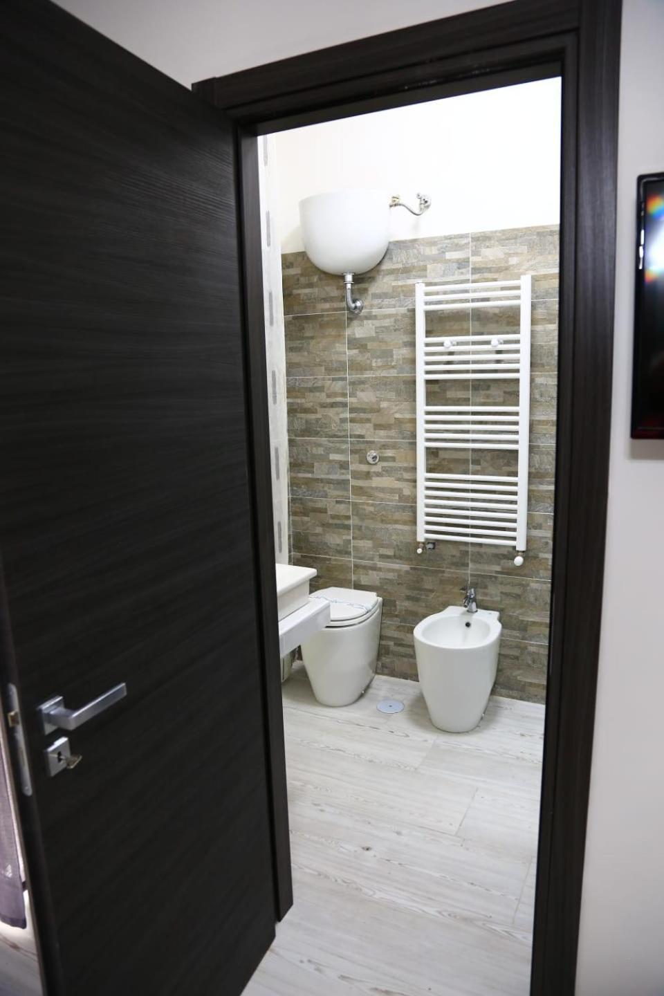 Home Mazzei Piazza Bilotti Cosenza Kamer foto